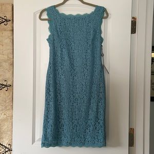 NWT Adrianna Papell Sleeveless Lace Dress